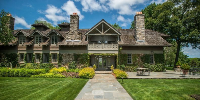 17-gallery-1476898567-most-expensive-connecticut-home