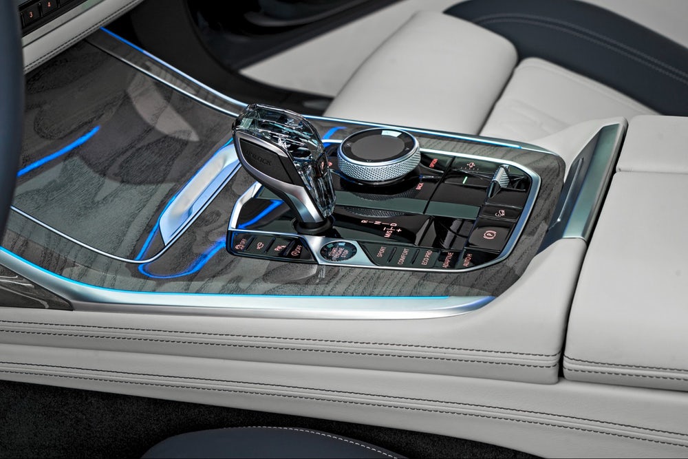 2019 BMW X7: glass-topped gear selector