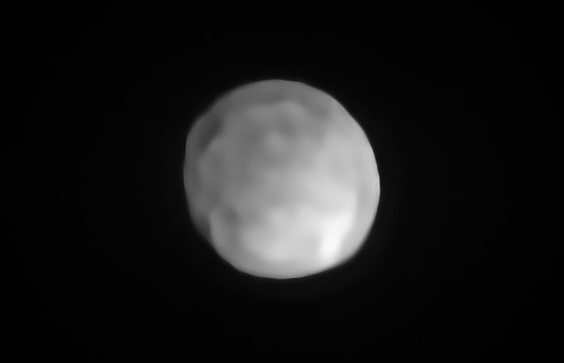 A new SPHERE/VLT image of Hygiea, which could be the Solar System's smallest dwarf planet yet.